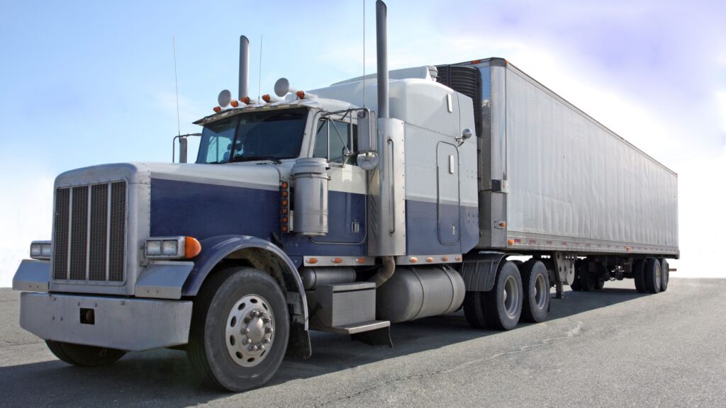 A powerful 18-wheeler on the road, the type that Gulfport 18-Wheeler Truck Accident Lawyers represent clients for in accident claims.